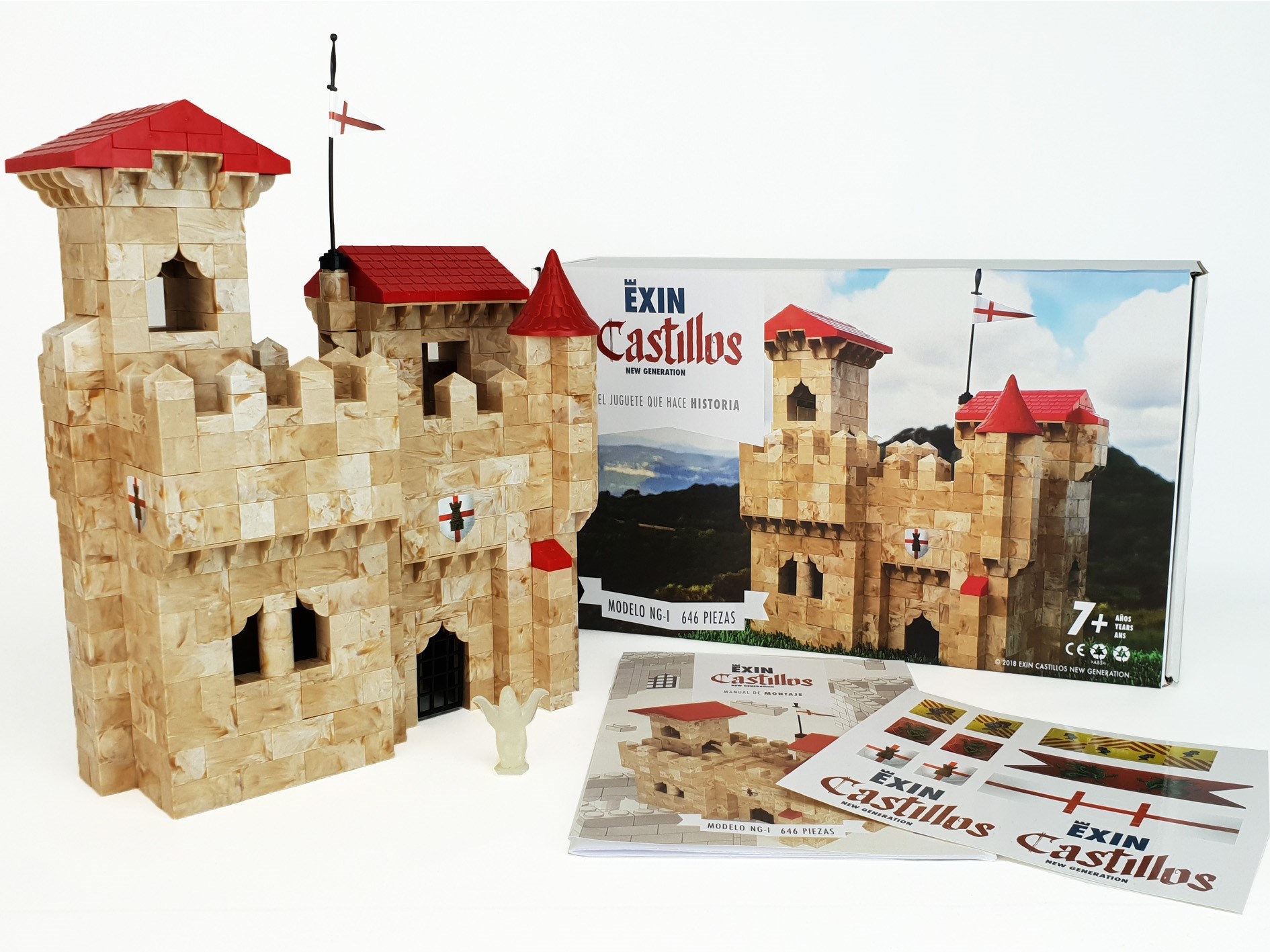 Impresionante reproducción del Castillo de Sax con piezas de Exin