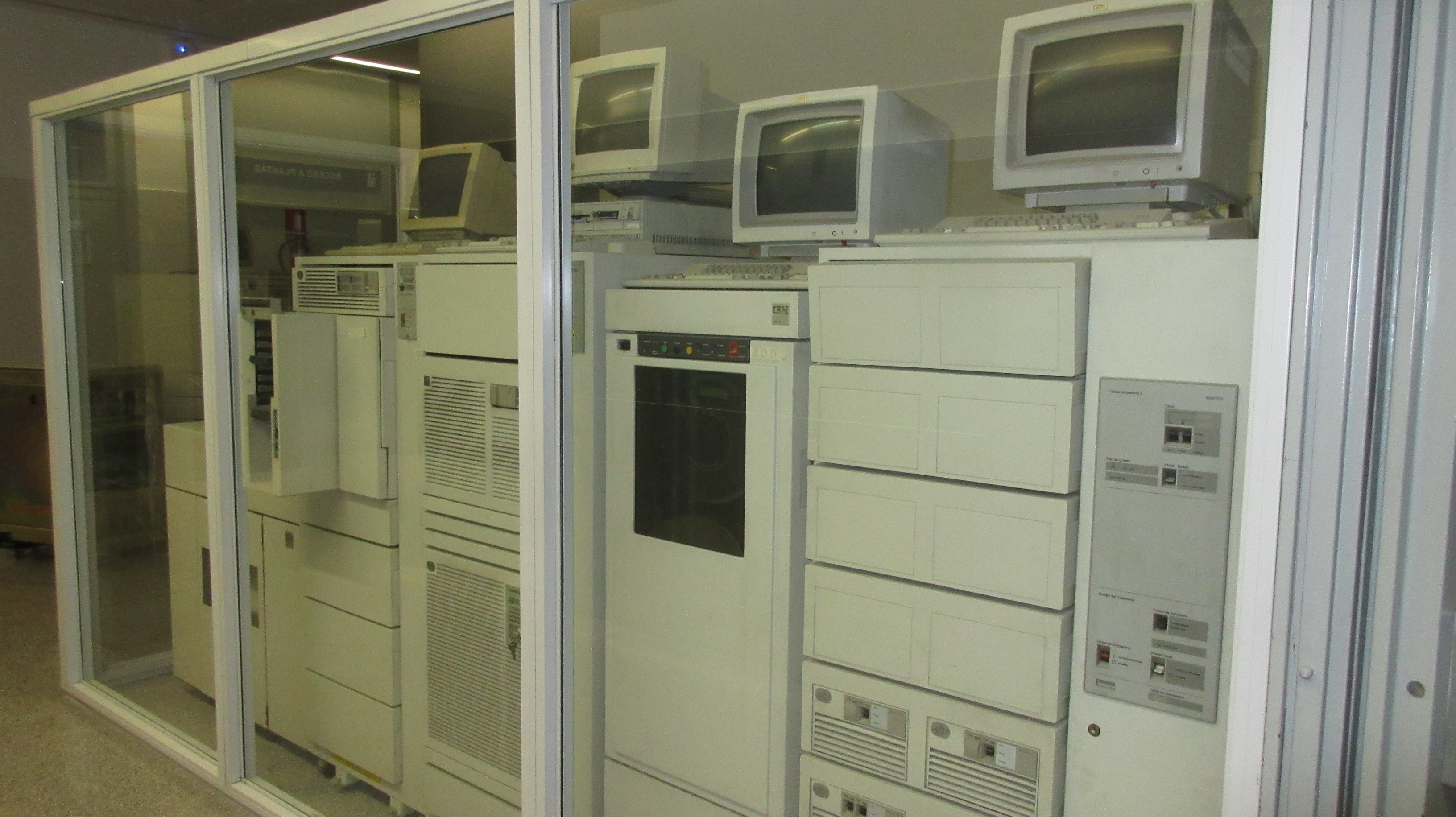 Mainframe IBM ES9000